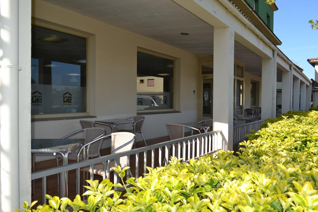 Hostal L'Esplai Viladamat Exterior photo